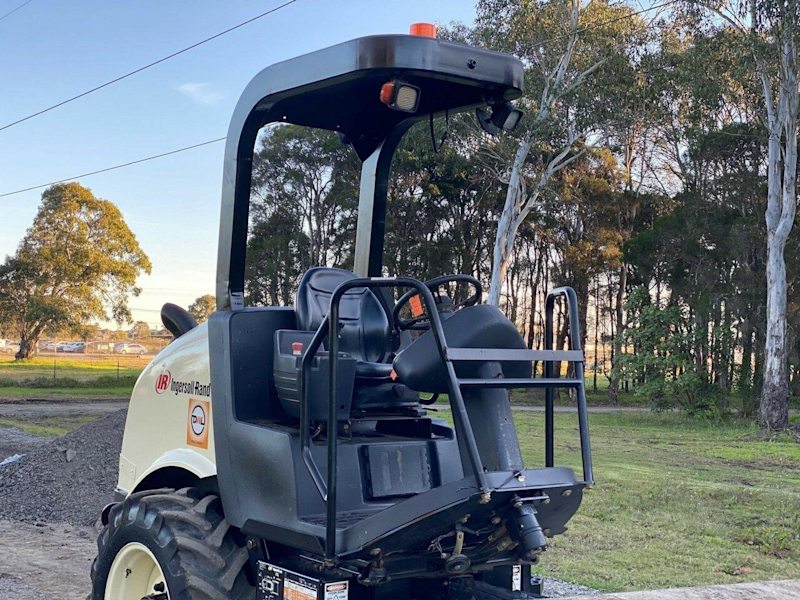 Ingersoll rand sd45 rouleau compacteur à tambour lisse articulé de 4,8 tonnes - Image 17
