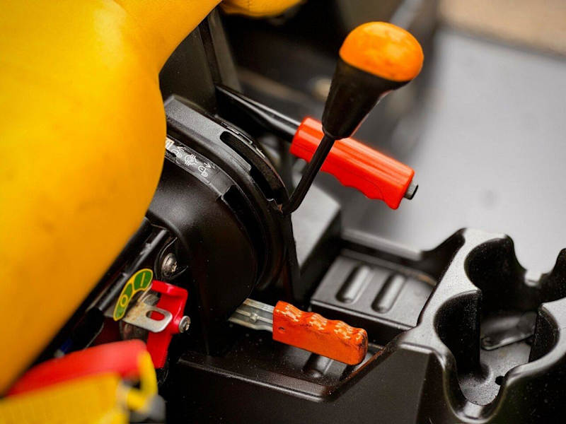 John deere 855e gator – Diesel – Image 11