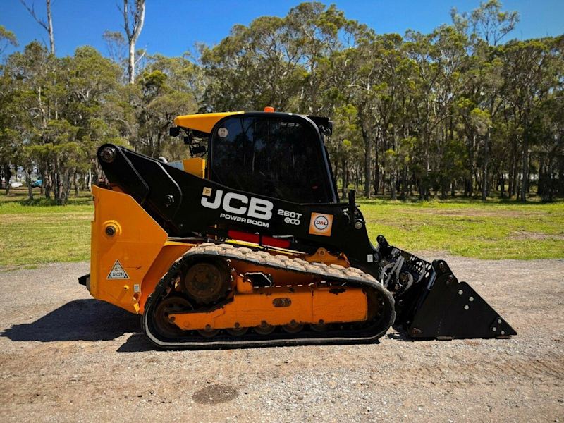 Chargeuse compacte sur chenilles jcb 260t porte-outils terex asv bobcat caterpillar