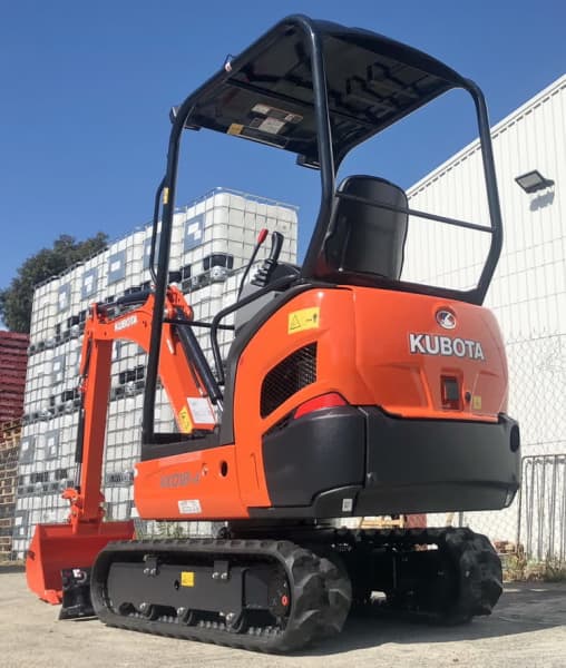 Mini pelle Kubota KX018-4 2023 – Compacte, puissante et confortable – Image 13