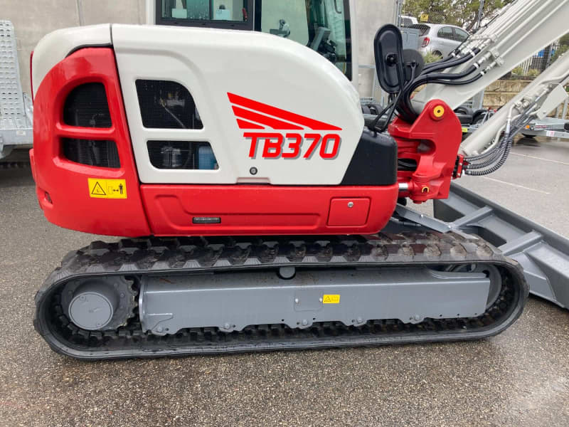 Mini pelle Takeuchi TB370 2022 – Performance et technologie réunies – Image 5