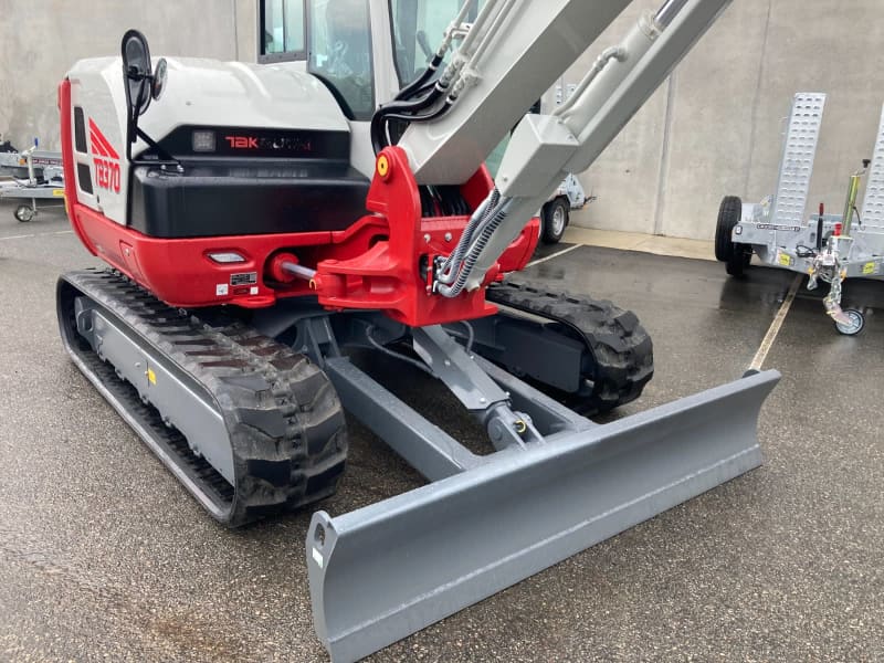 Mini pelle Takeuchi TB370 2022 – Performance et technologie réunies – Image 6