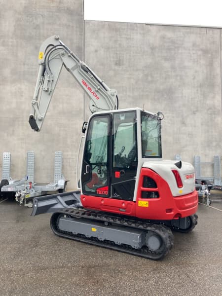 Mini pelle Takeuchi TB370 2022 – Performance et technologie réunies – Image 14