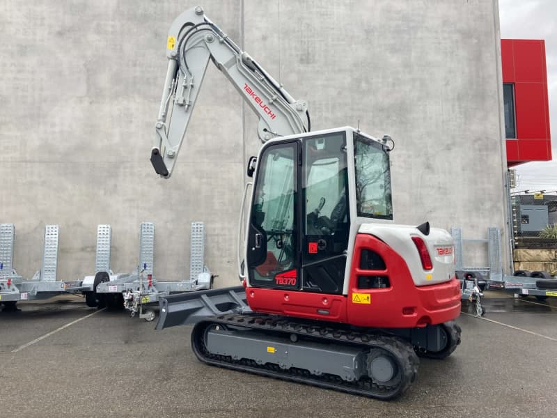Mini pelle Takeuchi TB370 2022 – Performance et technologie réunies – Image 15