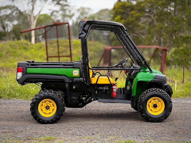 John deere 855e gator – Diesel – Image 5