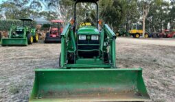 
										John Deere 4400 full									
