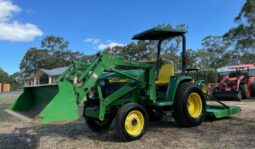 
										John Deere 4400 full									