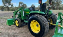 
										John Deere 4400 full									