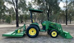 
										John Deere 4400 full									