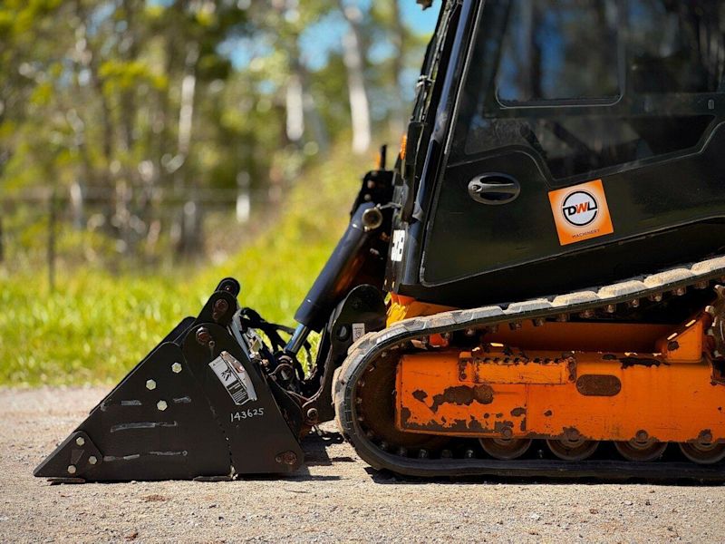Chargeuse compacte sur chenilles jcb 260t porte-outils terex asv bobcat caterpillar - Image 21