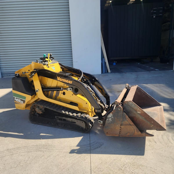 Vermeer S450TX Mini Chargeur & Remorque