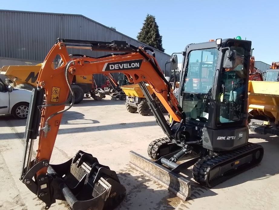 Mini pelle Develon DX 27 Z-7 2024 – Compacte, puissante et prête à l’emploi - Image 2