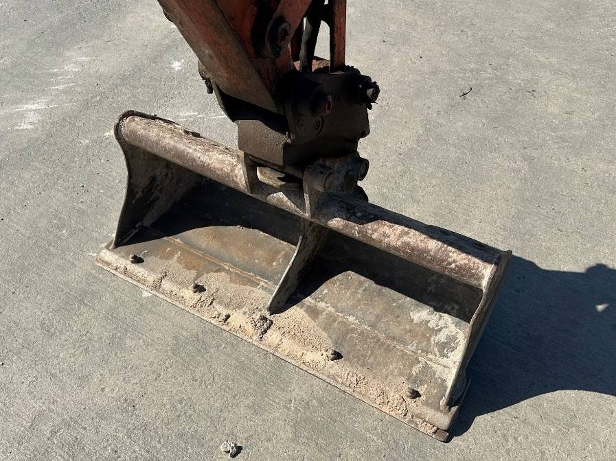 Mini pelle Hitachi ZX 26 U-6 2021 – Performante et prête à l’emploi - Image 2