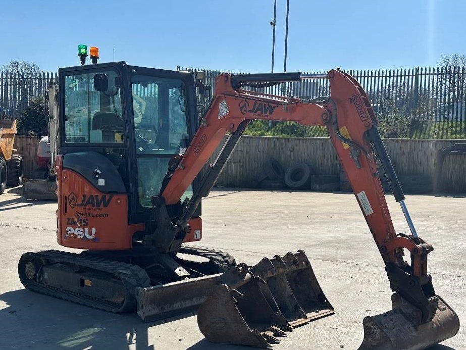 Mini pelle Hitachi ZX 26 U-6 2021 – Performante et prête à l’emploi - Image 6