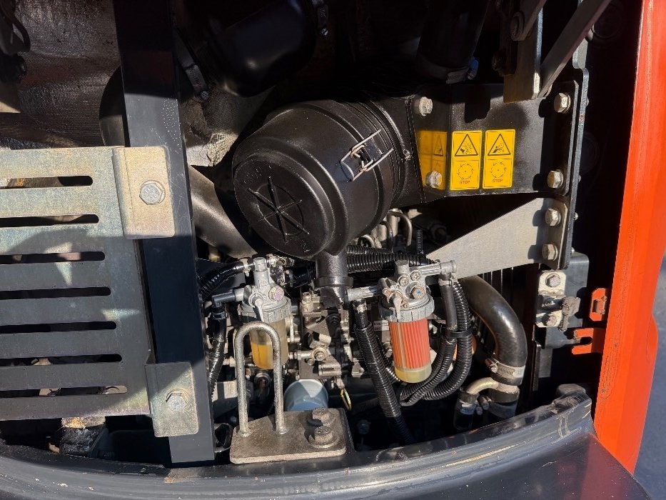 Mini pelle Hitachi ZX 26 2017 – Compacte, performante et prête à l’emploi – Image 5