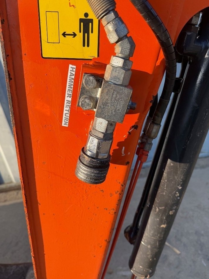 Mini pelle Hitachi ZX 26 2017 – Compacte, performante et prête à l’emploi – Image 6