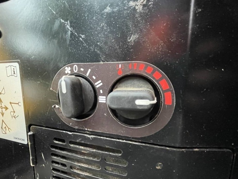 Mini pelle JCB 19 C-1 2020 – Performances optimales pour vos chantiers - Image 8