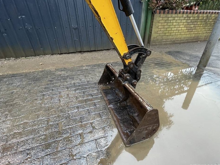 Mini pelle JCB 19 C-1 2020 – Performances optimales pour vos chantiers - Image 9