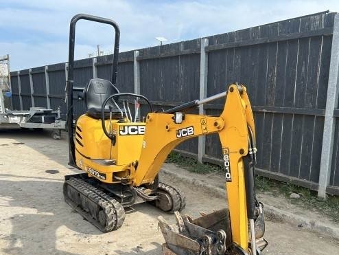 Mini pelle JCB 8010 CT 2023 – Compacte, performante et prête à l’emploi