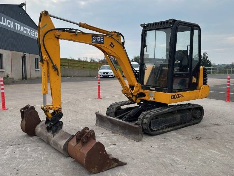 Mini pelle JCB 803 Plus 1999 – Machine pratique et en bon état pour vos travaux – Image 6