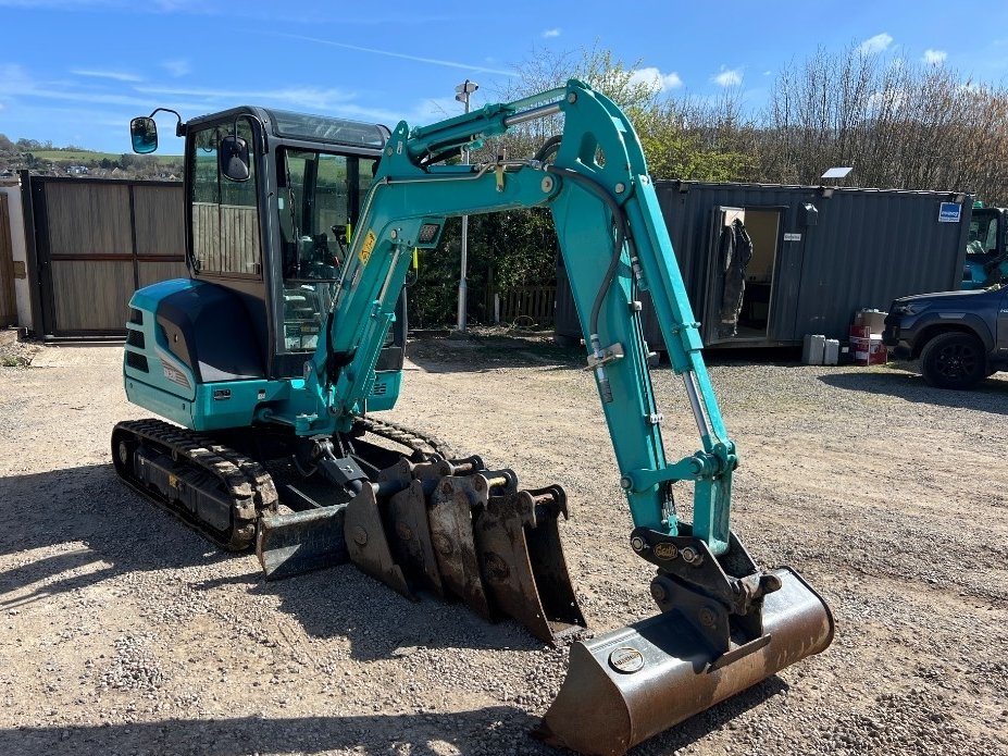 Mini pelle Kobelco SK 26 1E 2023 – Mini pelle 2,6 tonnes avec attache rapide hydraulique – Image 6