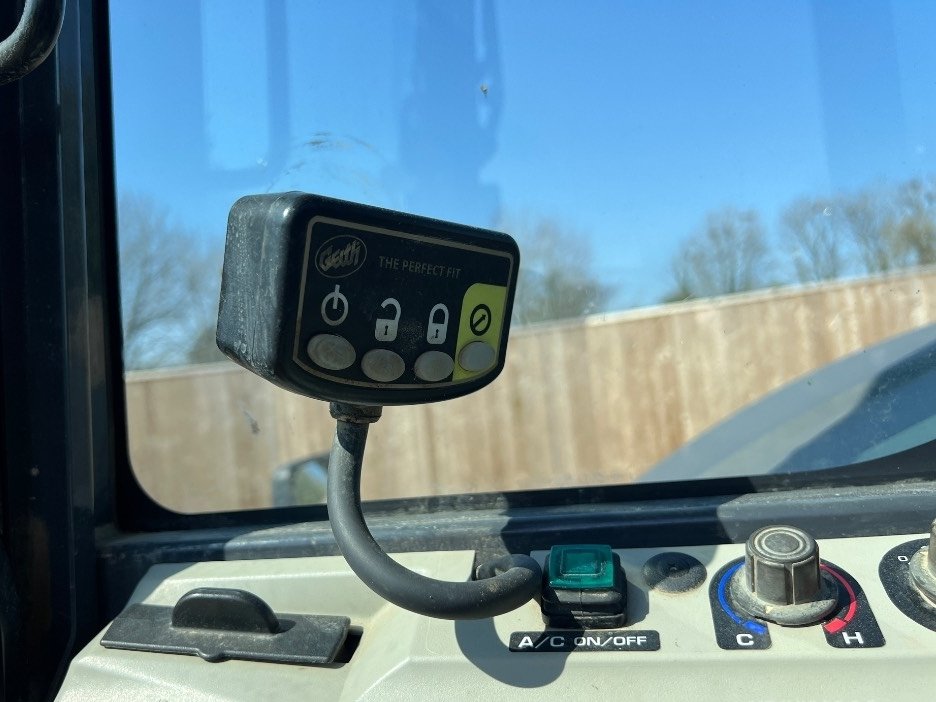 Mini pelle Kobelco SK 45 SRX-6 2020 – Image 10