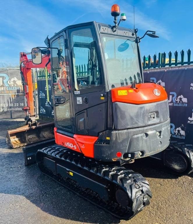 Mini pelle Kubota U50-5 2022 – Compacte et performante pour vos chantiers